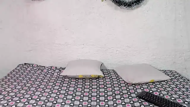 alise_coronado's cam snapshot