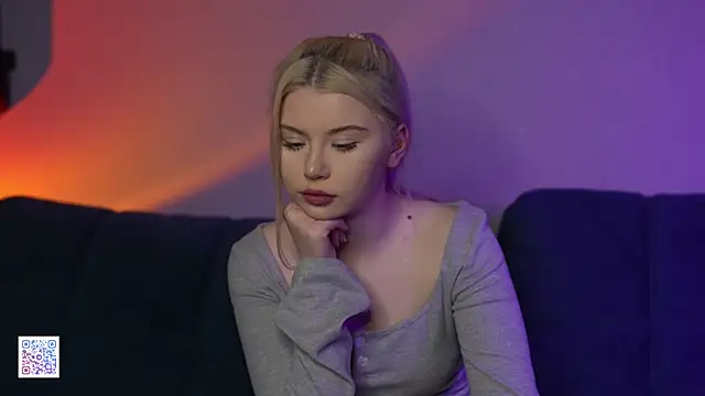 AshleyNikoo's cam snapshot