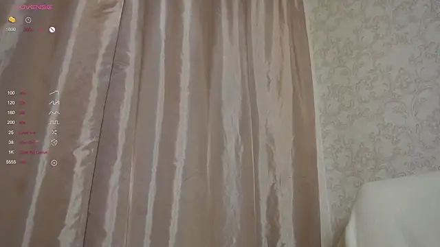 blooming_rosee live sex cam