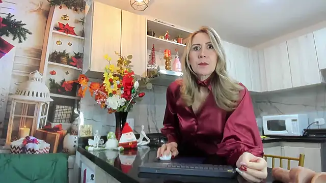 ashleymilf_1 live sex cam