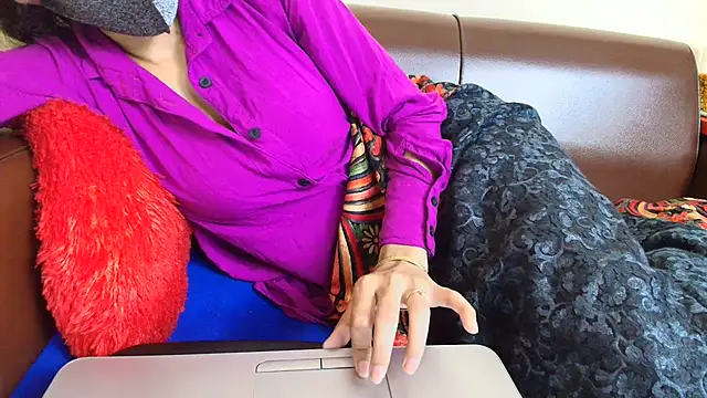 Sreya_'s cam snapshot