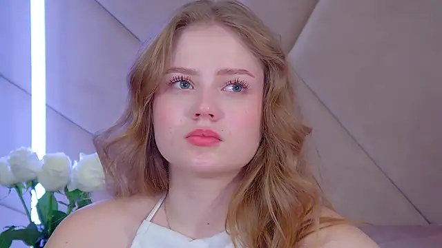 SelinSwarovski's cam snapshot