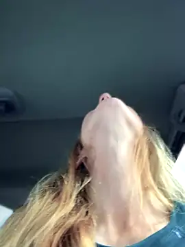 GoldenFlameGoddess's cam snapshot