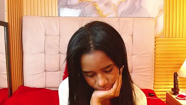 madih_love's cam snapshot