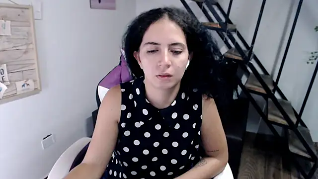 samantha_baby_'s cam snapshot