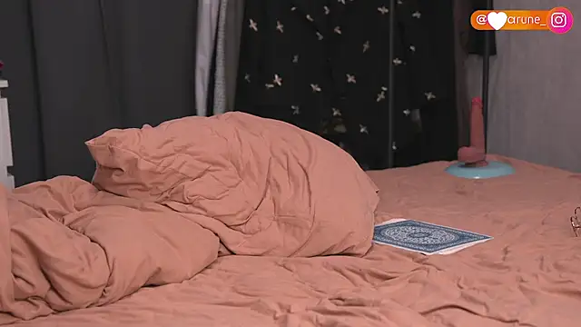 Mirarune's cam snapshot