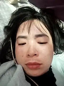 Xuca-bits's cam snapshot