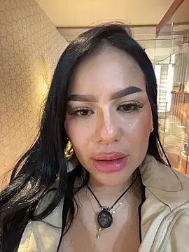 Miah_gomez_ live sex cam