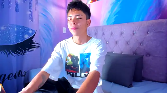 MaxiWildd's cam snapshot