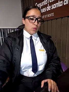 Cute_Penelope's cam snapshot