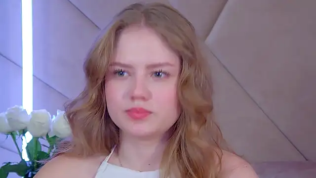 SelinSwarovski's cam snapshot