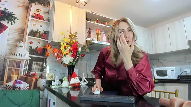 ashleymilf_1's cam snapshot