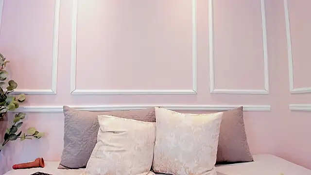 Lucy_Canel's cam snapshot