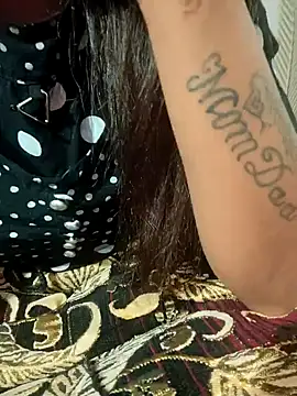 Anshika1431's cam snapshot