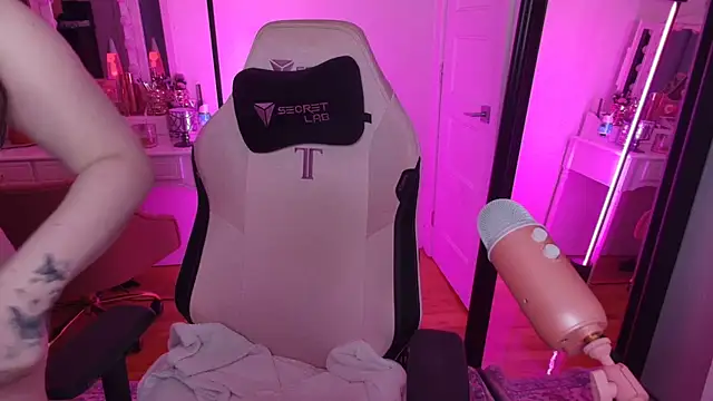 rachelbrooksxx's cam snapshot