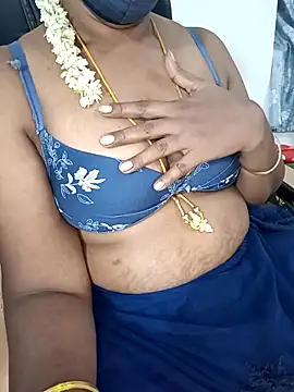 Tamil-hotwife's cam snapshot