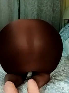 Luciouslips00 live sex cam