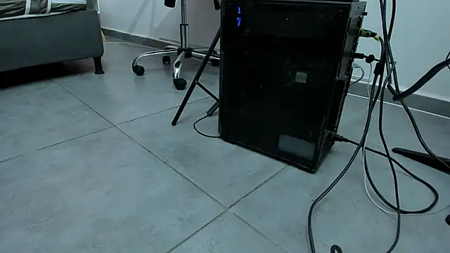 Sammy_Moretti's cam snapshot