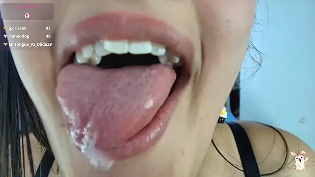 Hinata_21_'s cam snapshot