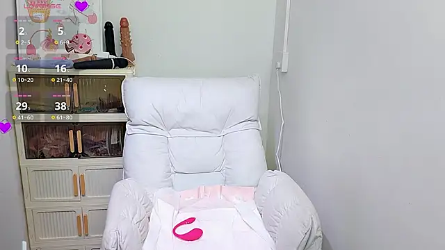 9aunatiis live sex cam