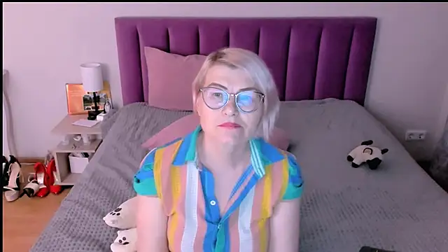 sabrinamacmarren's cam snapshot