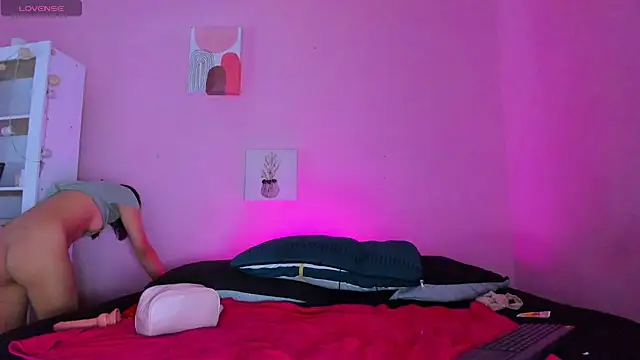 Georgina_Ferri_'s cam snapshot