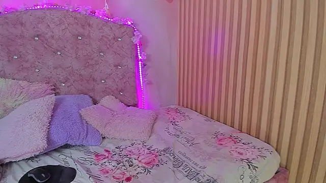 Malory__Jones's cam snapshot