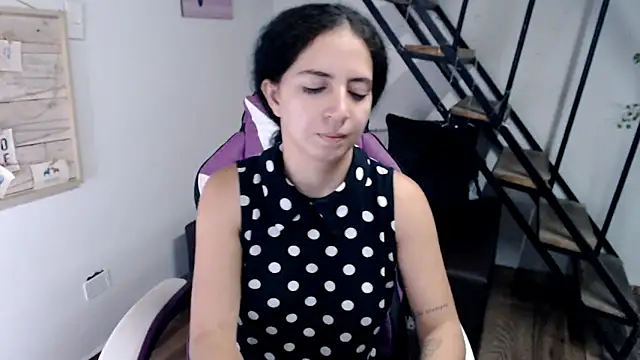 samantha_baby_'s cam snapshot