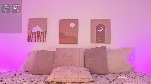 Mia_Heartt's cam snapshot