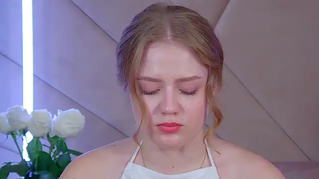 SelinSwarovski live sex cam