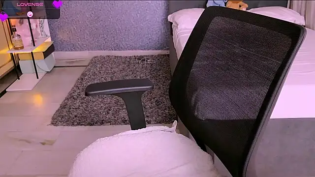 Khaleesiiii's cam snapshot