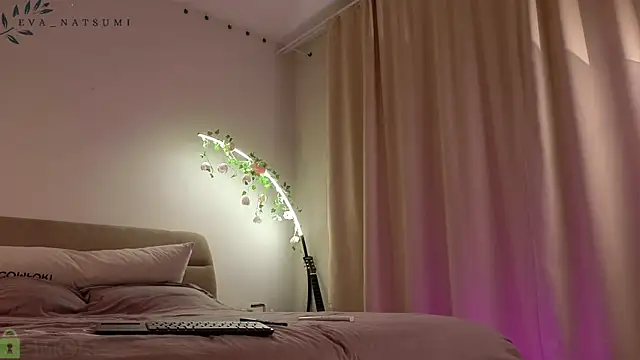 Eva_Natsumi's cam snapshot