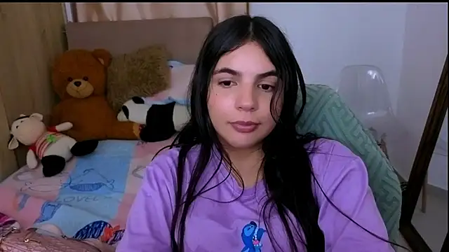 _elenna's cam snapshot