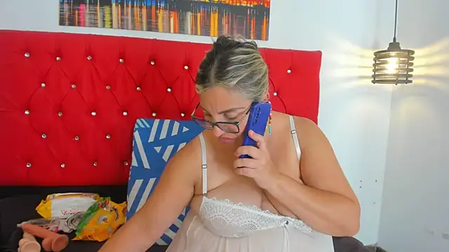 carolinacrus01's cam snapshot