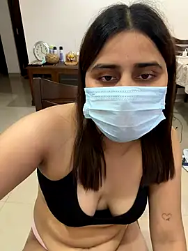 youngcoupleloverose's cam snapshot