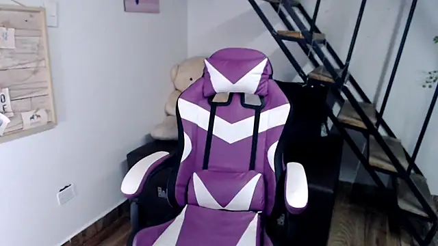 samantha_baby_'s cam snapshot