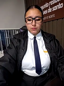 Cute_Penelope's cam snapshot