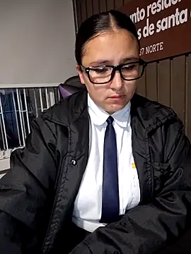 Cute_Penelope's cam snapshot