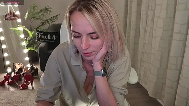 YourMarthaMayer live sex cam