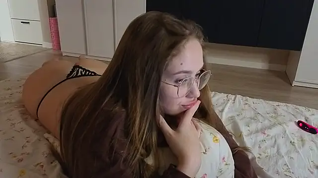 DextralCrew's cam snapshot