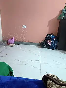 Divya_Bharti's cam snapshot