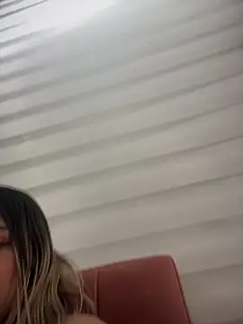 Ada_Pink's cam snapshot