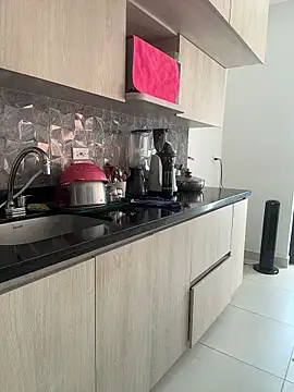 emma_andrew1's cam snapshot