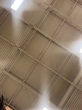 LeBimbo's cam snapshot