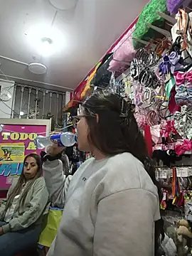 Vale_Saenzz's cam snapshot