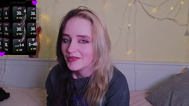 PortiaHedge's cam snapshot