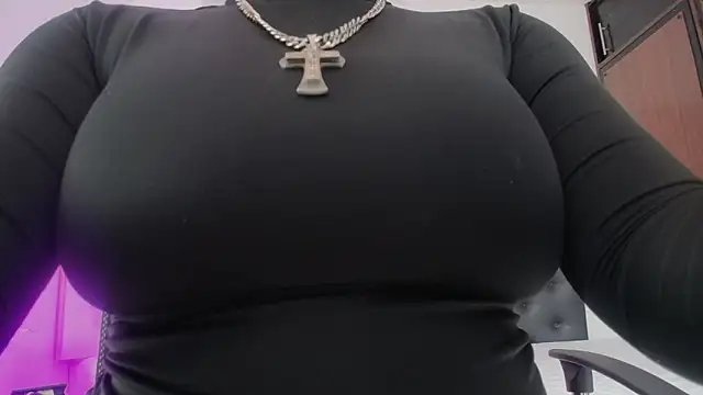 BarbaraGil1's cam snapshot