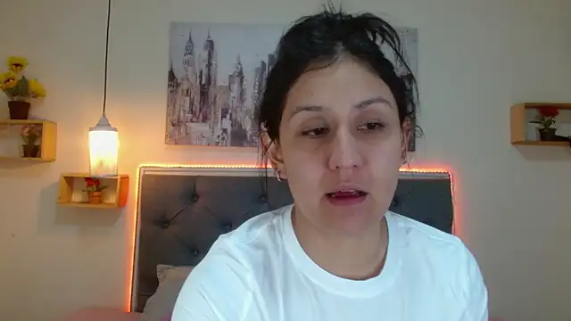 mia_aira's cam snapshot