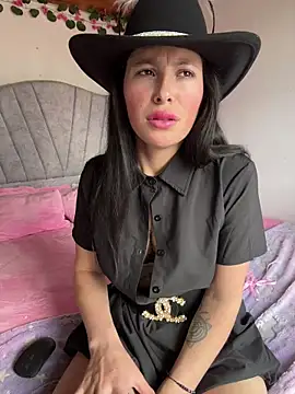 Mia_salinass's cam snapshot