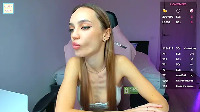 Lilith_Cain's cam snapshot